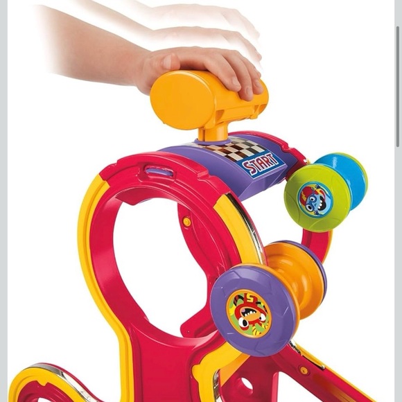 Fisher-Price Spinnyo’s Racing Chasing Super Slide Spiral Race Track - Picture 10 of 13